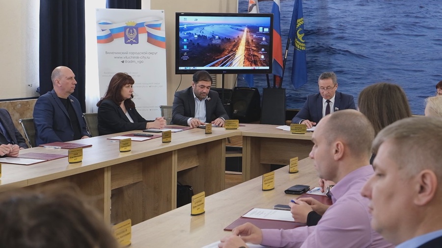 7305c5f999f1c06fe071ca15546d9b3c