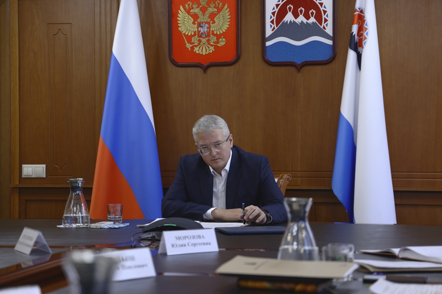 779d048aaebd446314999e364666bf3f